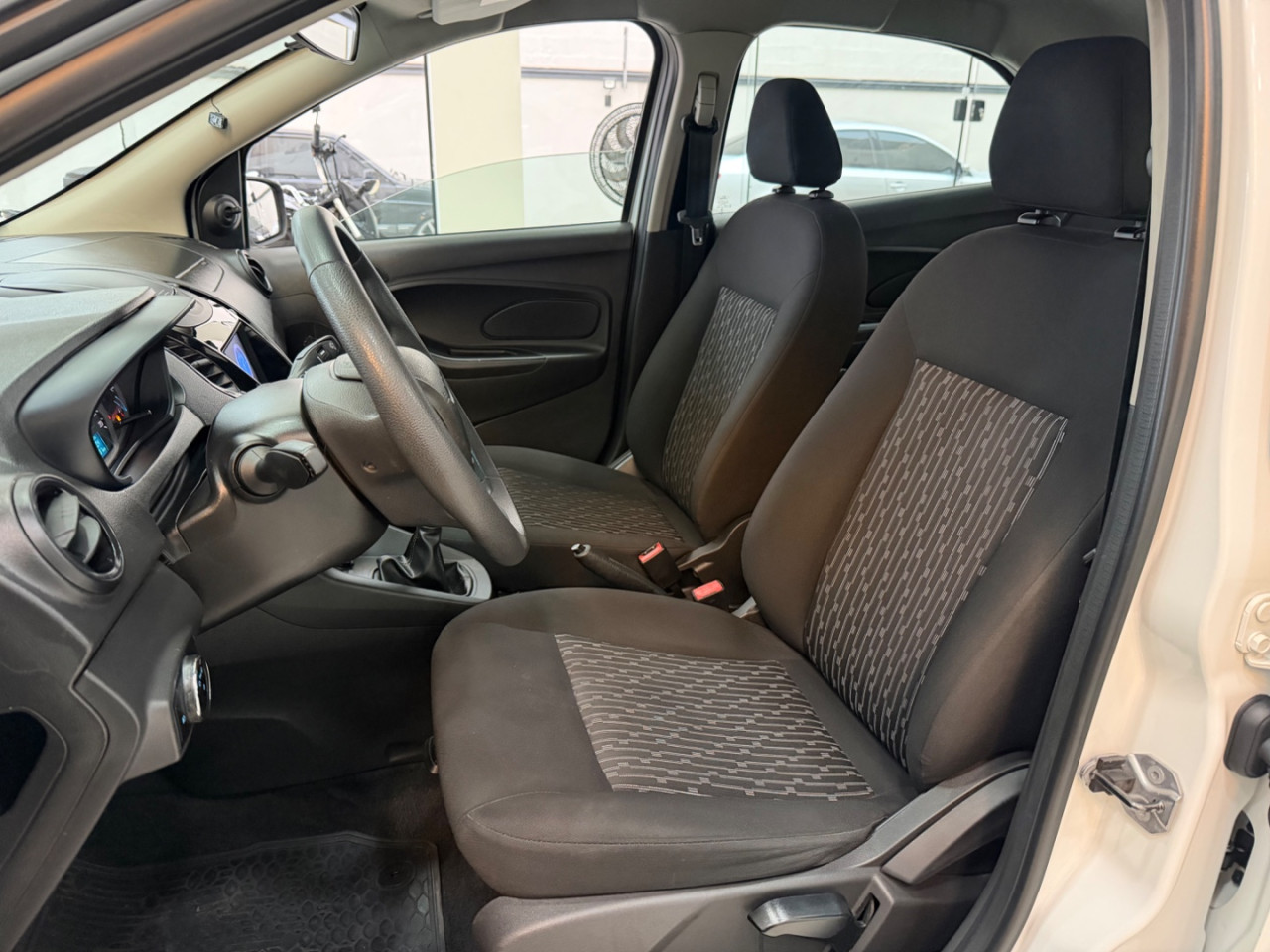 FORD Ka + Sedan 1.5 12V 4P FLEX TI-VCT SE