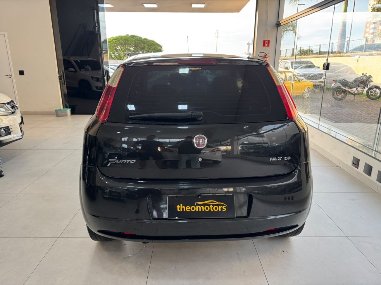 FIAT Punto 1.8 4P HLX FLEX