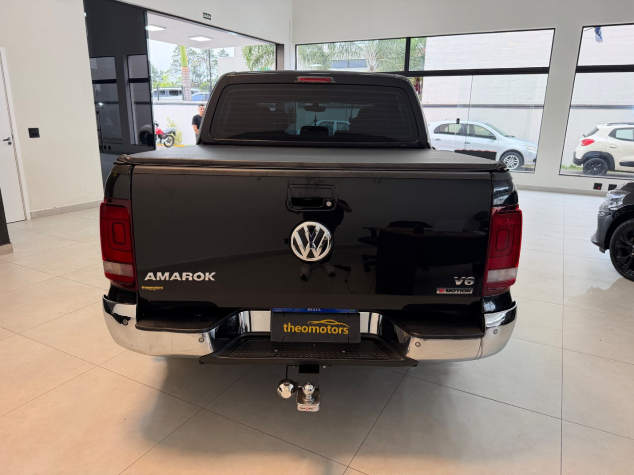 VOLKSWAGEN Amarok 3.0 V6 CABINE DUPLA HIGHLINE 4X4 TURBO INTERCOOLER AUTOMÁTICO
