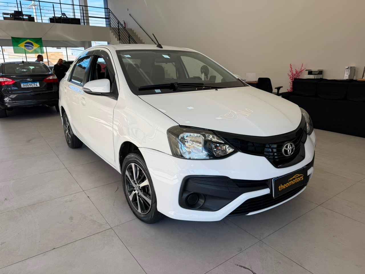 TOYOTA Etios Sedan 1.5 16V 4P FLEX X PLUS AUTOMÁTICO