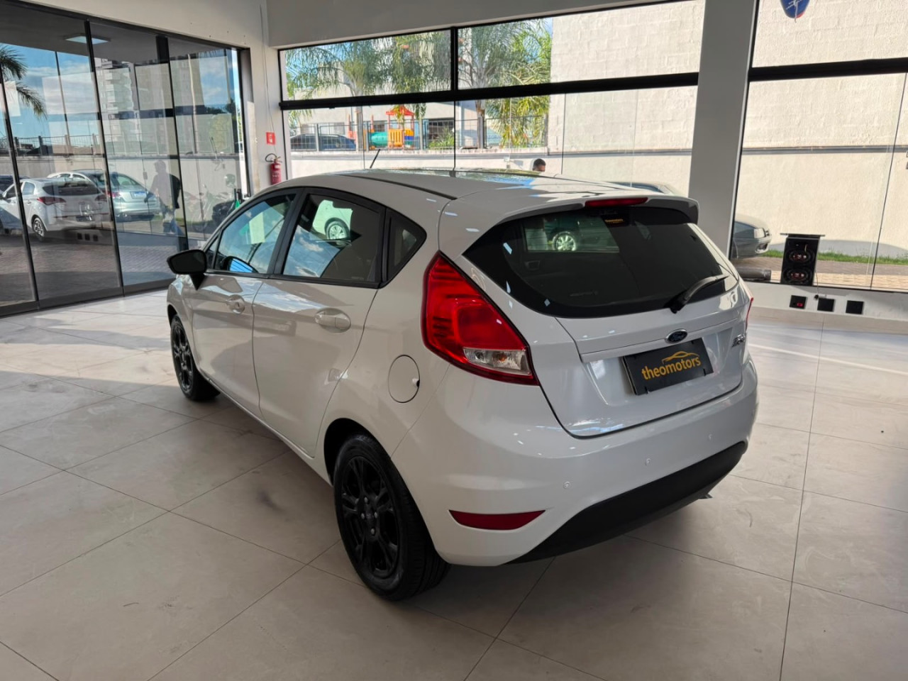 FORD Fiesta Hatch 1.5 16V 4P SE FLEX