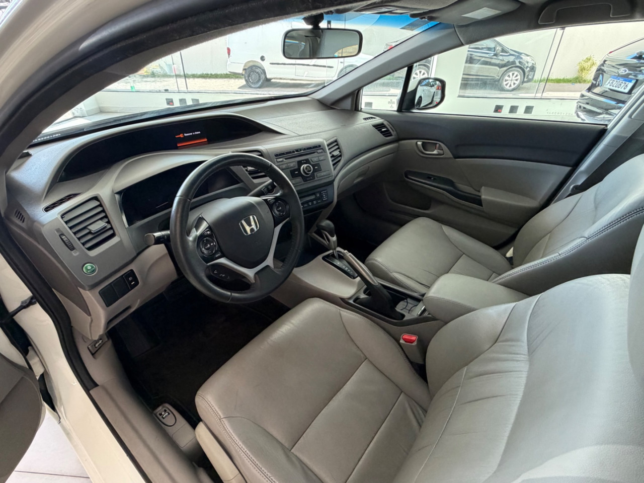 HONDA Civic 1.8 16V 4P FLEX LXS AUTOMÁTICO