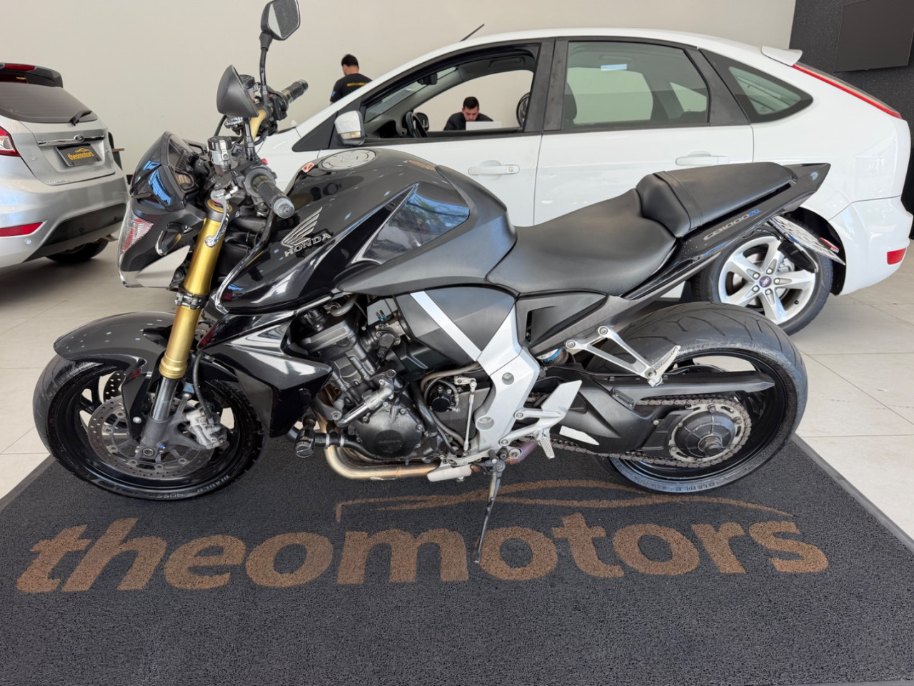 HONDA CB 1000 R Modelo sem Versão