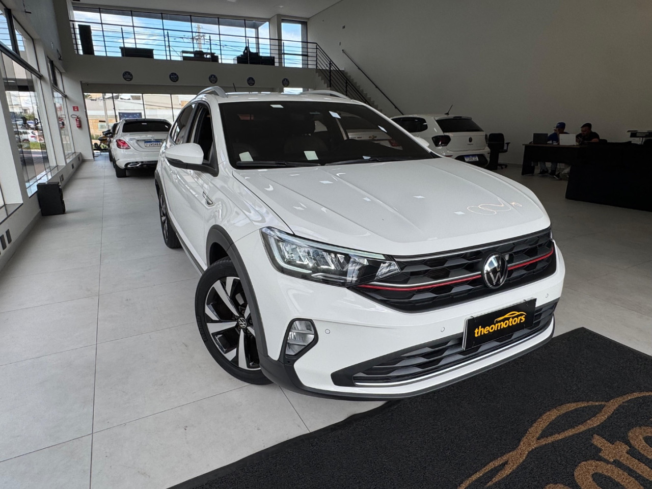 Nivus 1.0 4P FLEX 200 TSI HIGHLINE TURBO AUTOMÁTICO