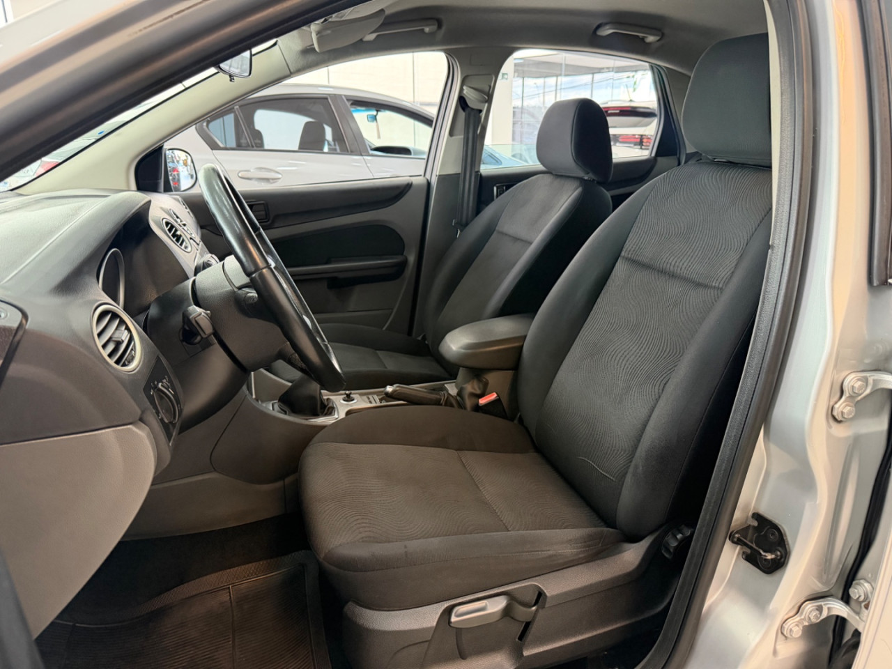 FORD Focus Hatch 1.6 4P GLX FLEX
