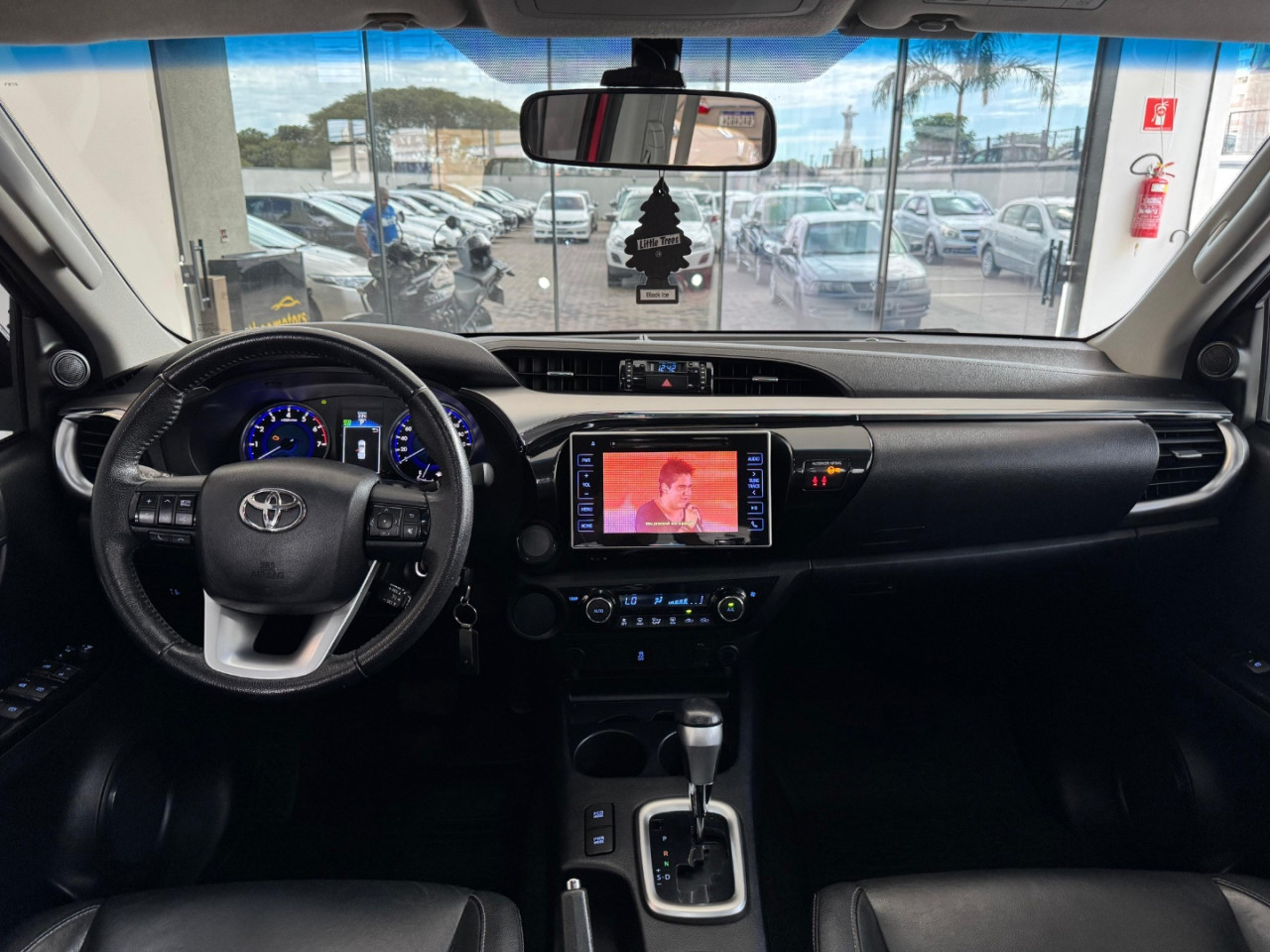TOYOTA Hilux Caminhonete 2.7 16V 4P SRV FLEX CABINE DUPLA AUTOMÁTICO