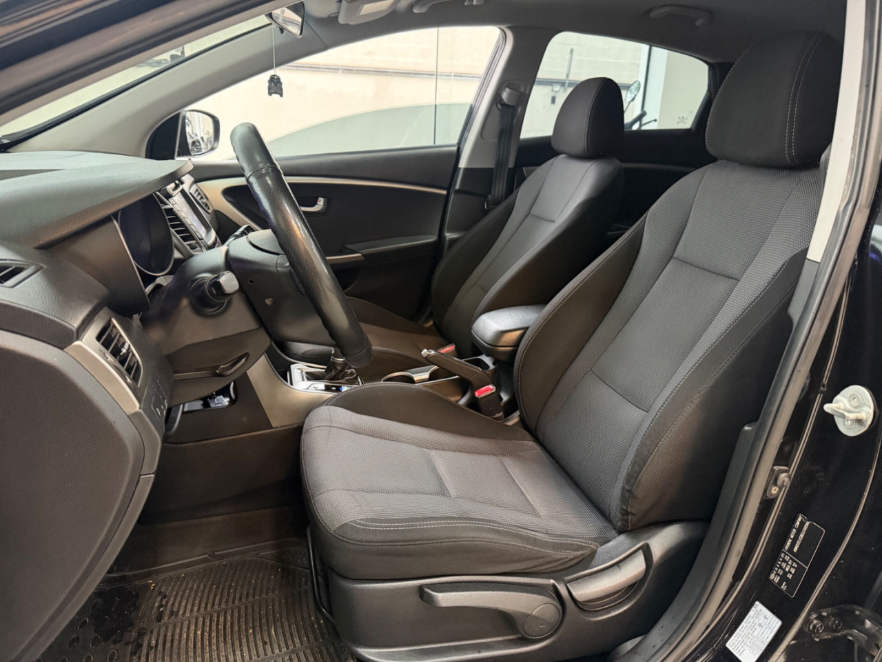 HYUNDAI I30 1.8 16V 4P AUTOMÁTICO