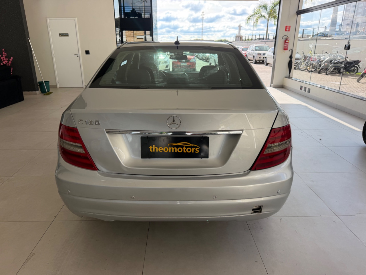 MERCEDES-BENZ C 180 1.8 16V 4P CGI CLASSIC AUTOMÁTICO