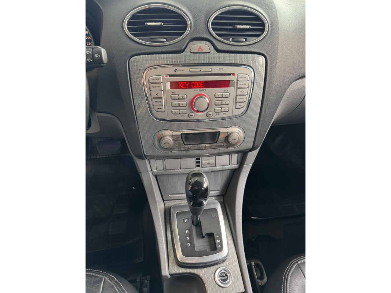 FORD Focus Hatch 2.0 16V 4P TITANIUM FLEX