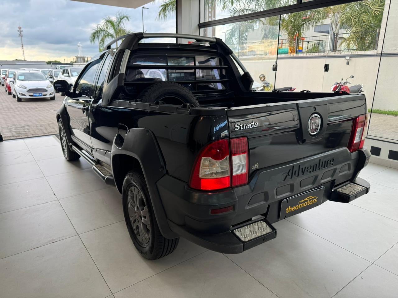 FIAT Strada 1.8 16V FLEX ADVENTURE CABINE ESTENDIDA