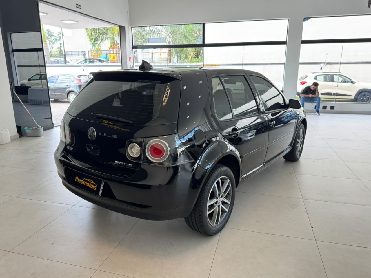 VOLKSWAGEN Golf 1.6 4P SPORTLINE FLEX