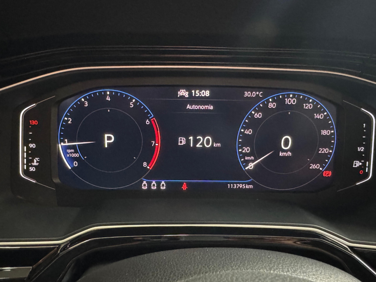 VOLKSWAGEN Nivus 1.0 4P FLEX 200 TSI HIGHLINE TURBO AUTOMÁTICO
