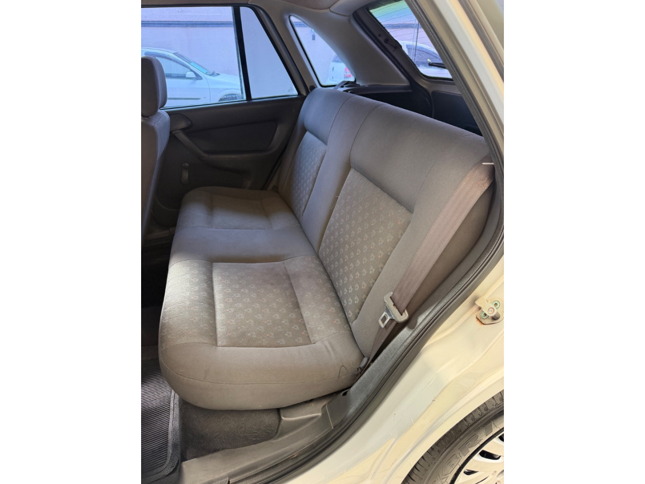 VOLKSWAGEN Gol 1.6