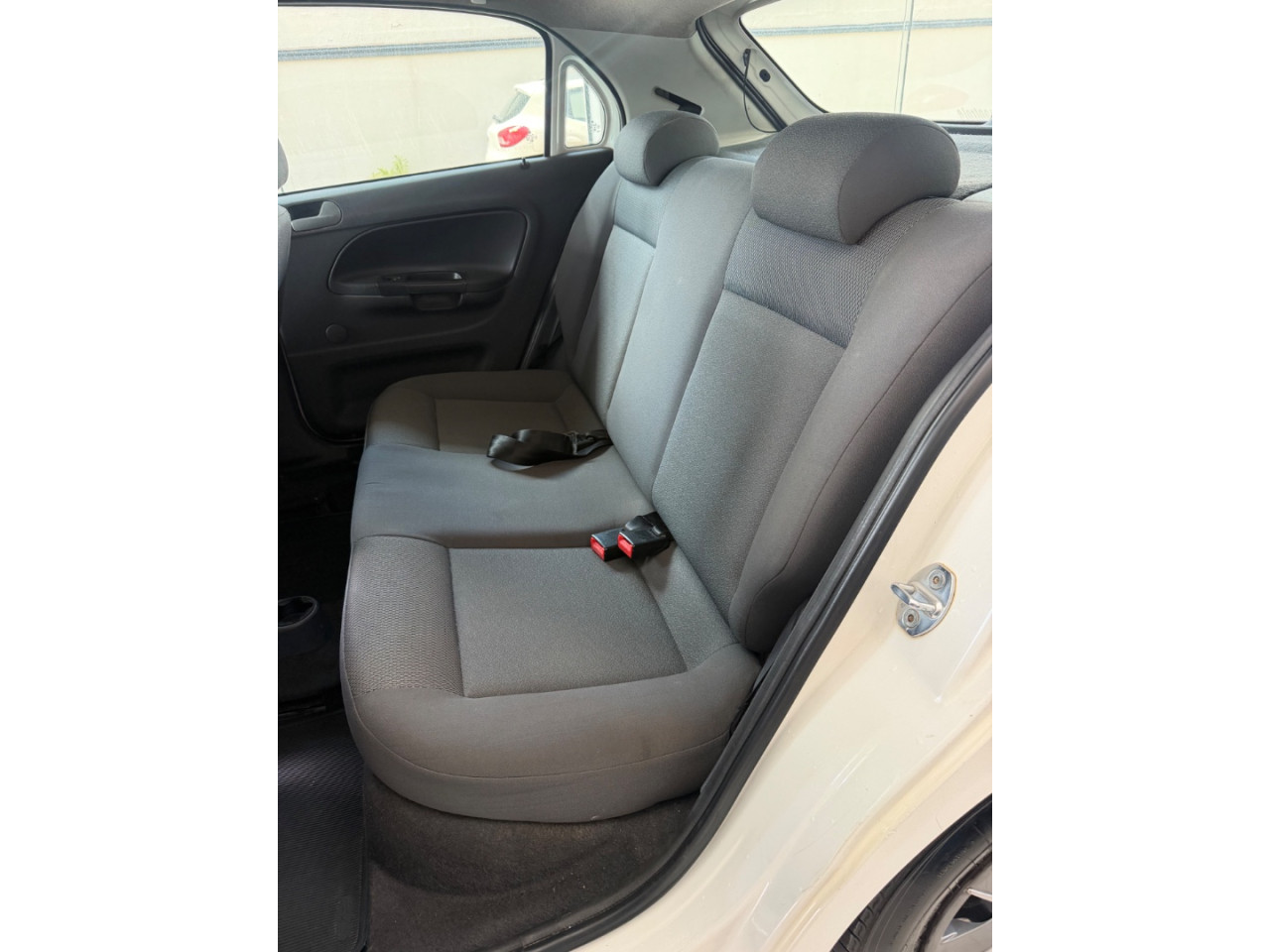 VOLKSWAGEN Gol 1.0