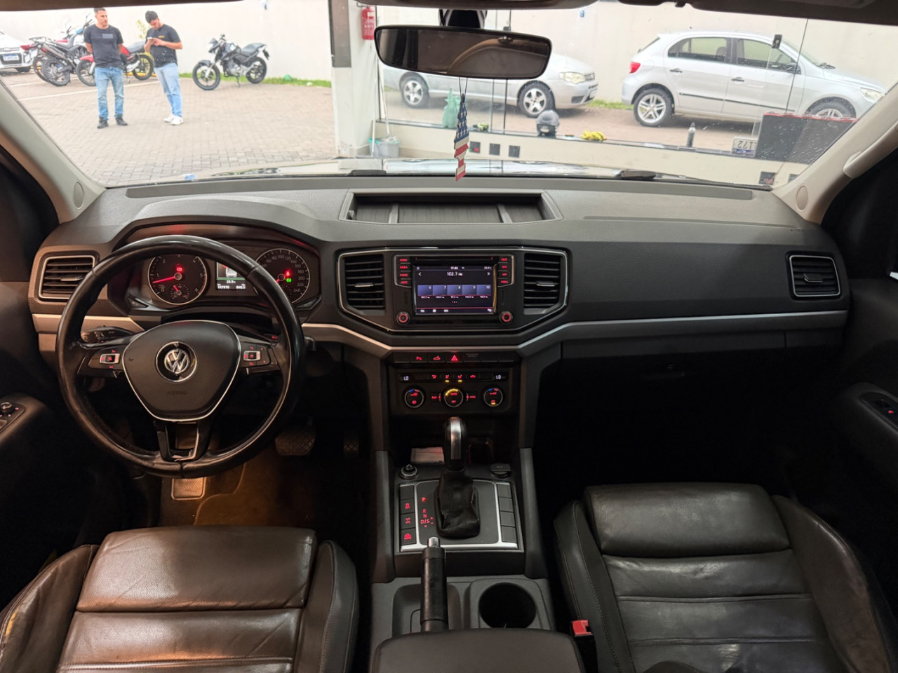 VOLKSWAGEN Amarok 3.0 V6 CABINE DUPLA HIGHLINE 4X4 TURBO INTERCOOLER AUTOMÁTICO