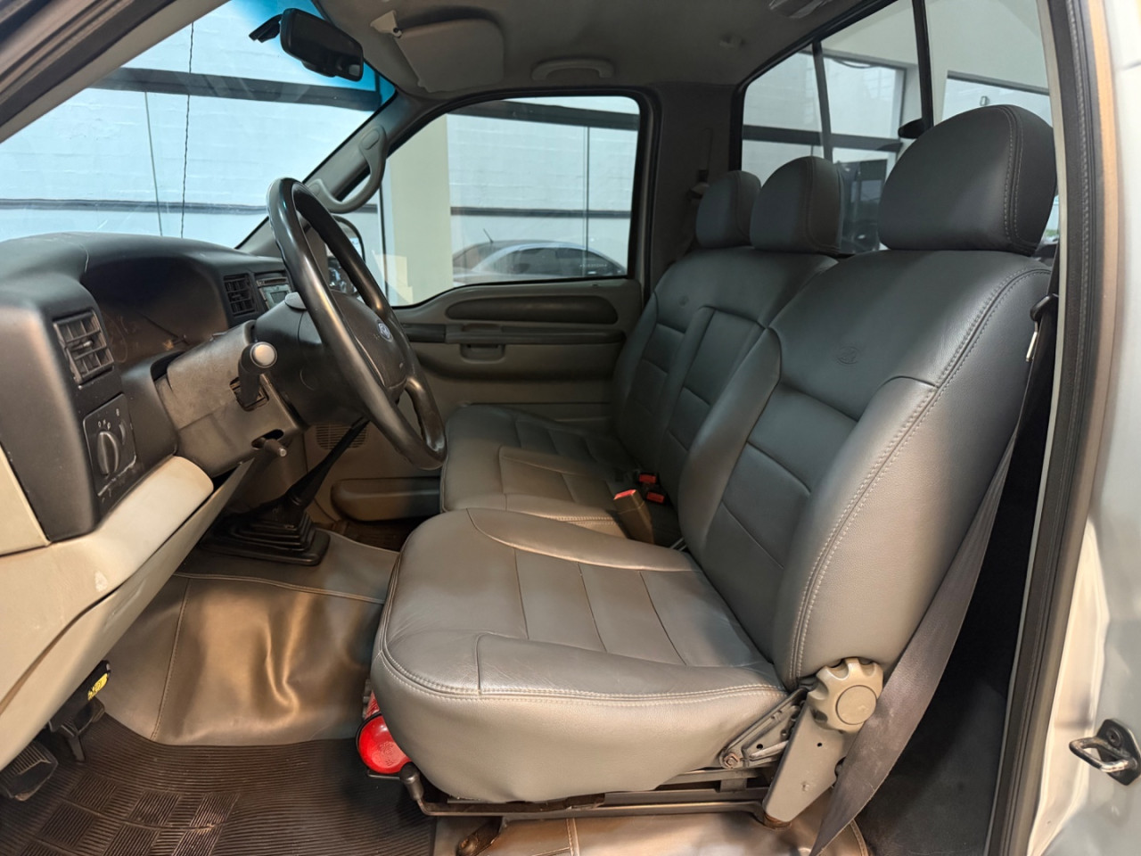 FORD F-250 3.9 XLT 4X4 CABINE SIMPLES DIESEL