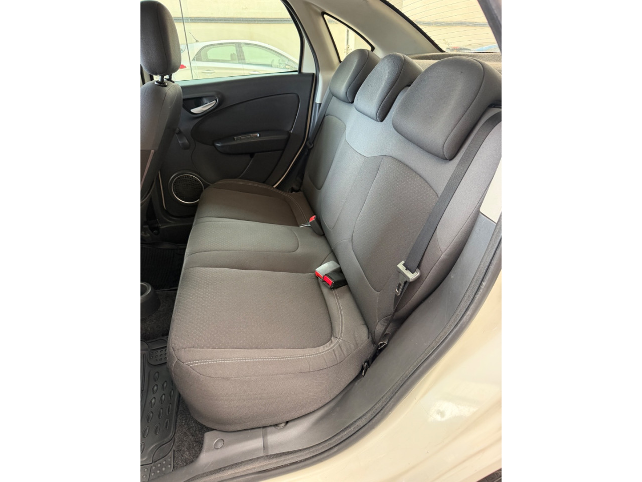 FIAT Siena 1.4 4P ATTRACTIVE FLEX