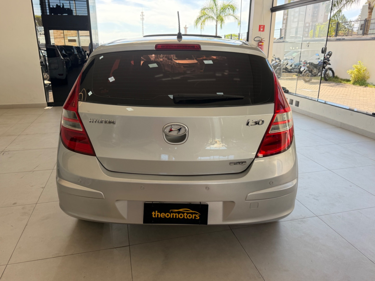HYUNDAI I30 2.0 16V 4P AUTOMÁTICO
