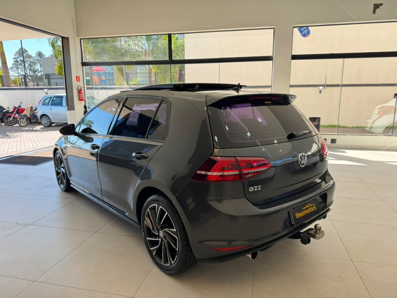 VOLKSWAGEN Golf 2.0 GTI TURBO AUTOMÁTICO