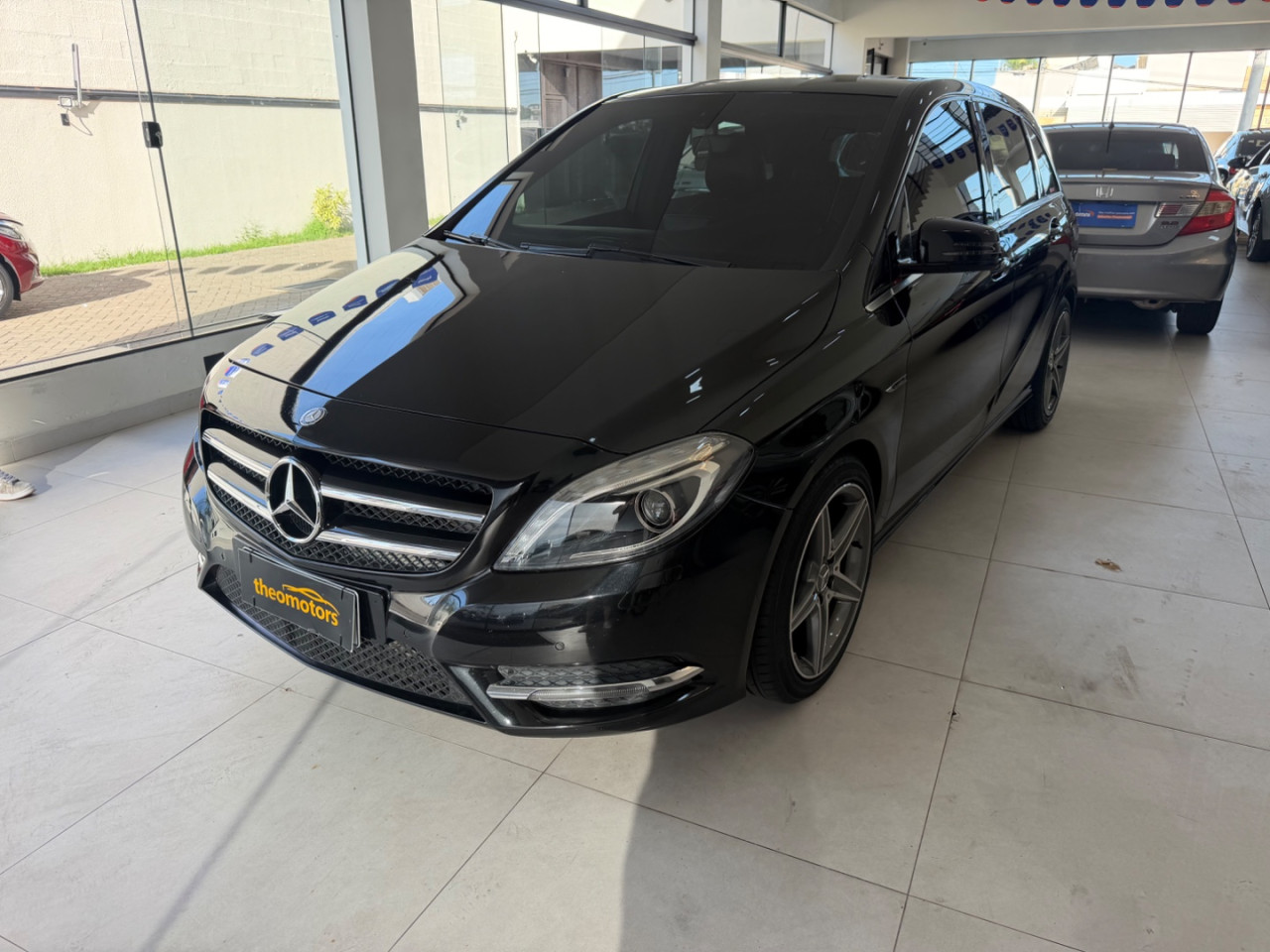 MERCEDES-BENZ B 200 1.6 4P TURBO AUTOMÁTICO