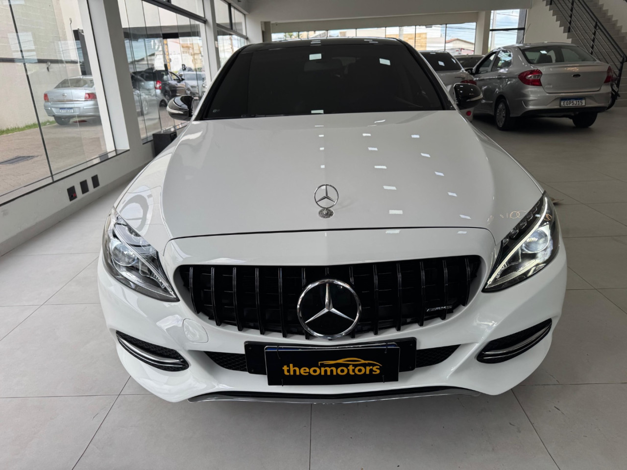 MERCEDES-BENZ C 180 1.6 16V 4P CGI EXCLUSIVE TURBO AUTOMÁTICO