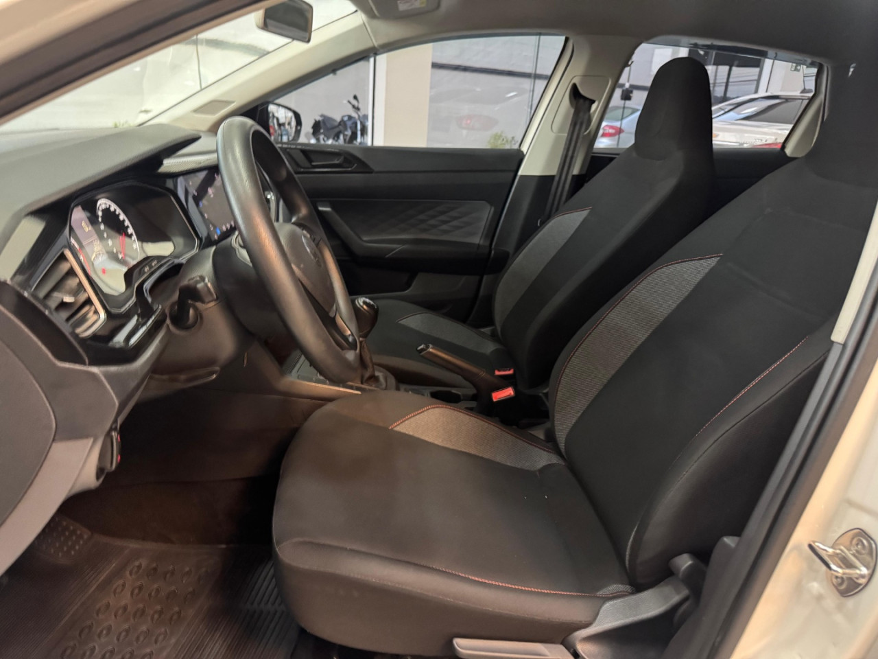 VOLKSWAGEN Polo Hatch 1.0 16V 4P