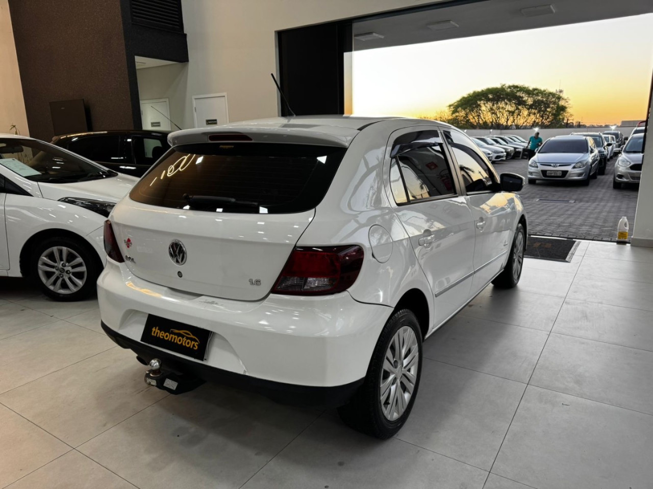 VOLKSWAGEN Gol 1.6
