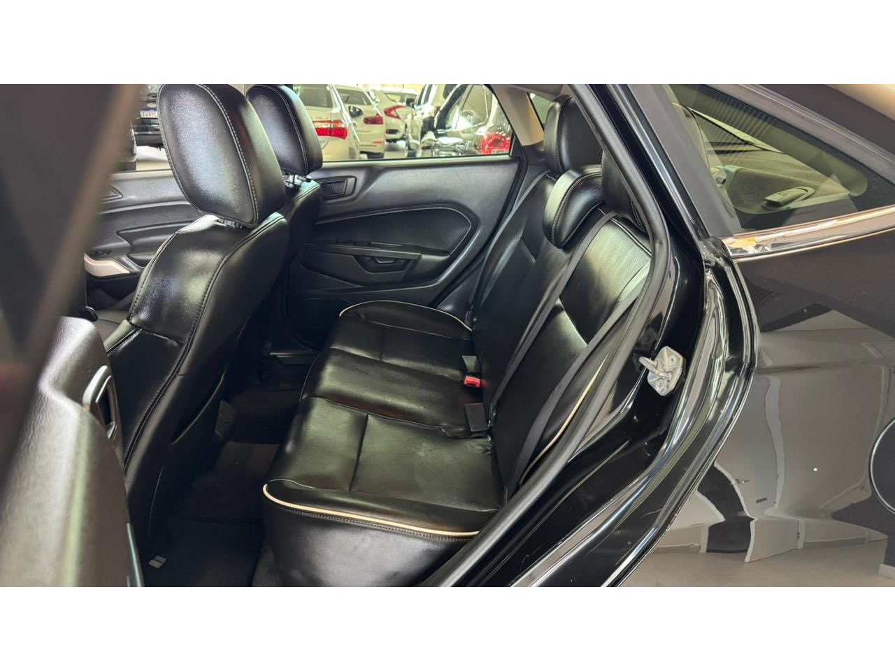 FORD Fiesta Sedan 1.6 16V 4P SE FLEX