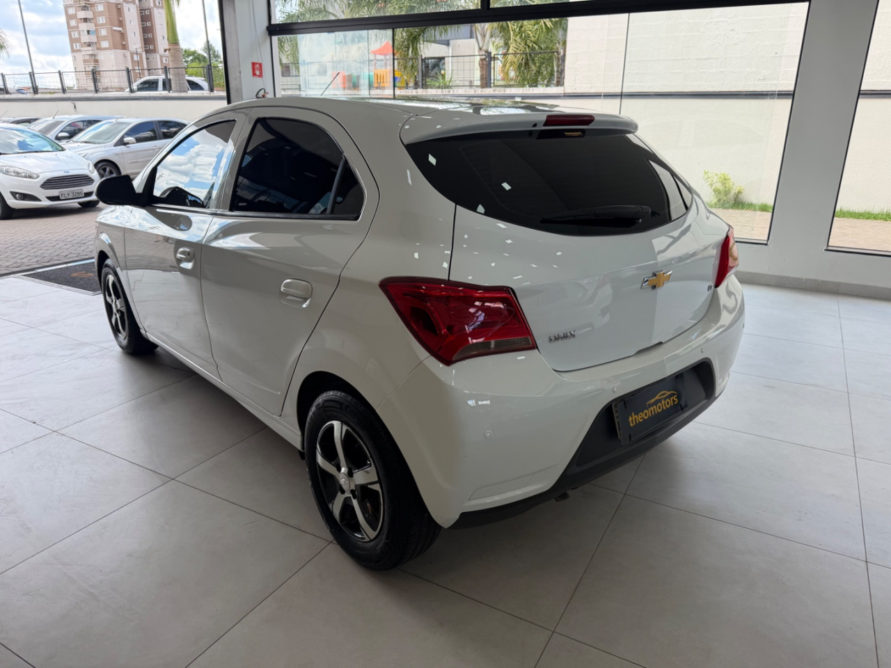 CHEVROLET Onix Hatch 1.0 4P FLEX LT