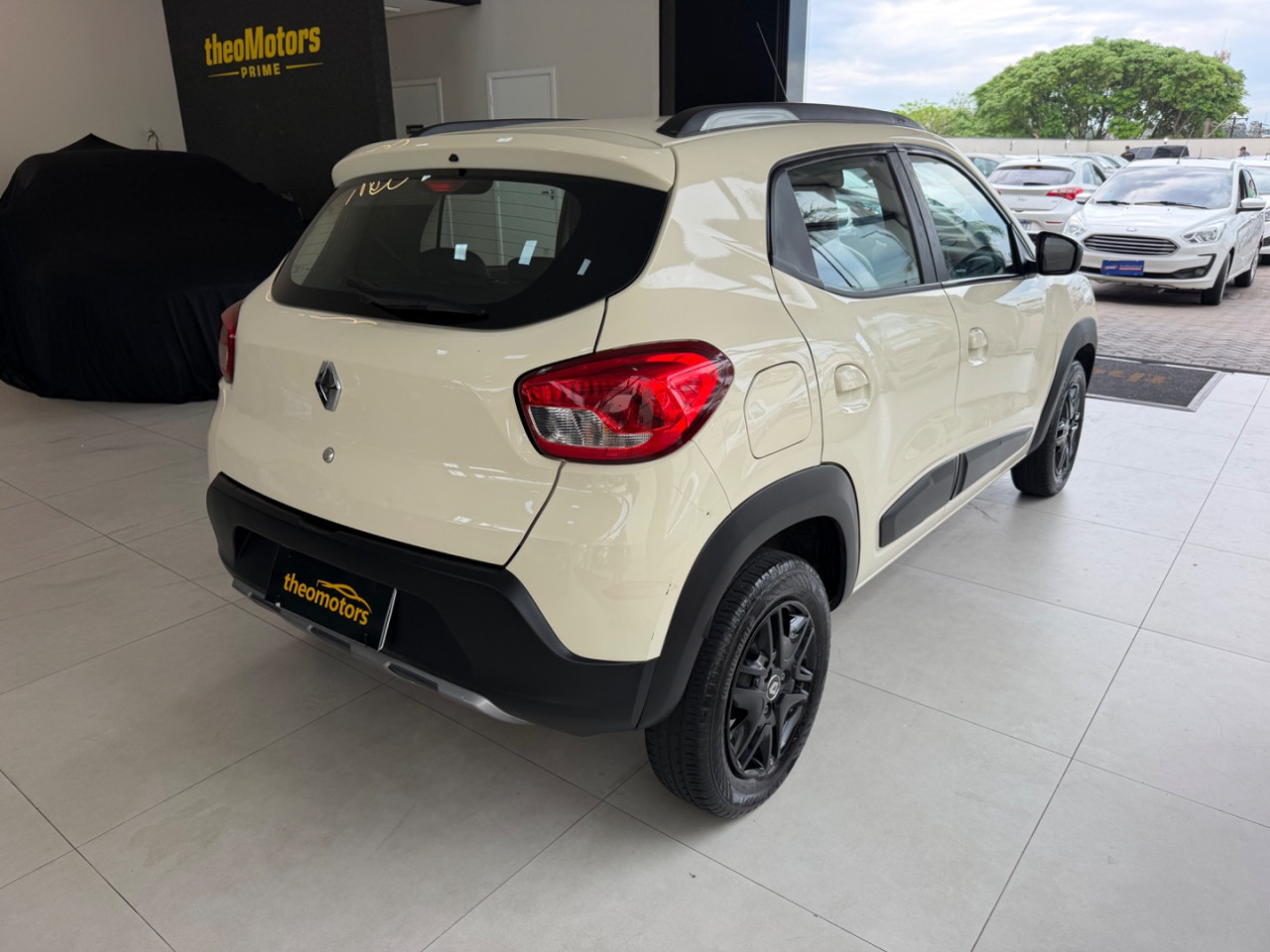 RENAULT Kwid 1.0 12V 4P SCE FLEX OUTSIDER