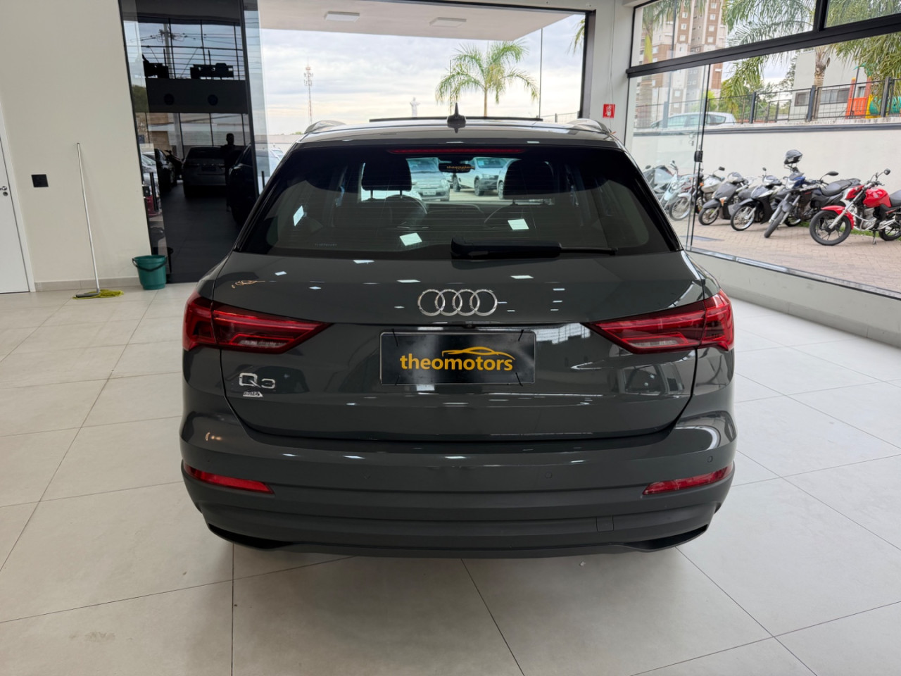 AUDI Q3 1.4 4P TFSI FLEX PRESTIGE PLUS S-TRONIC AUTOMÁTICO