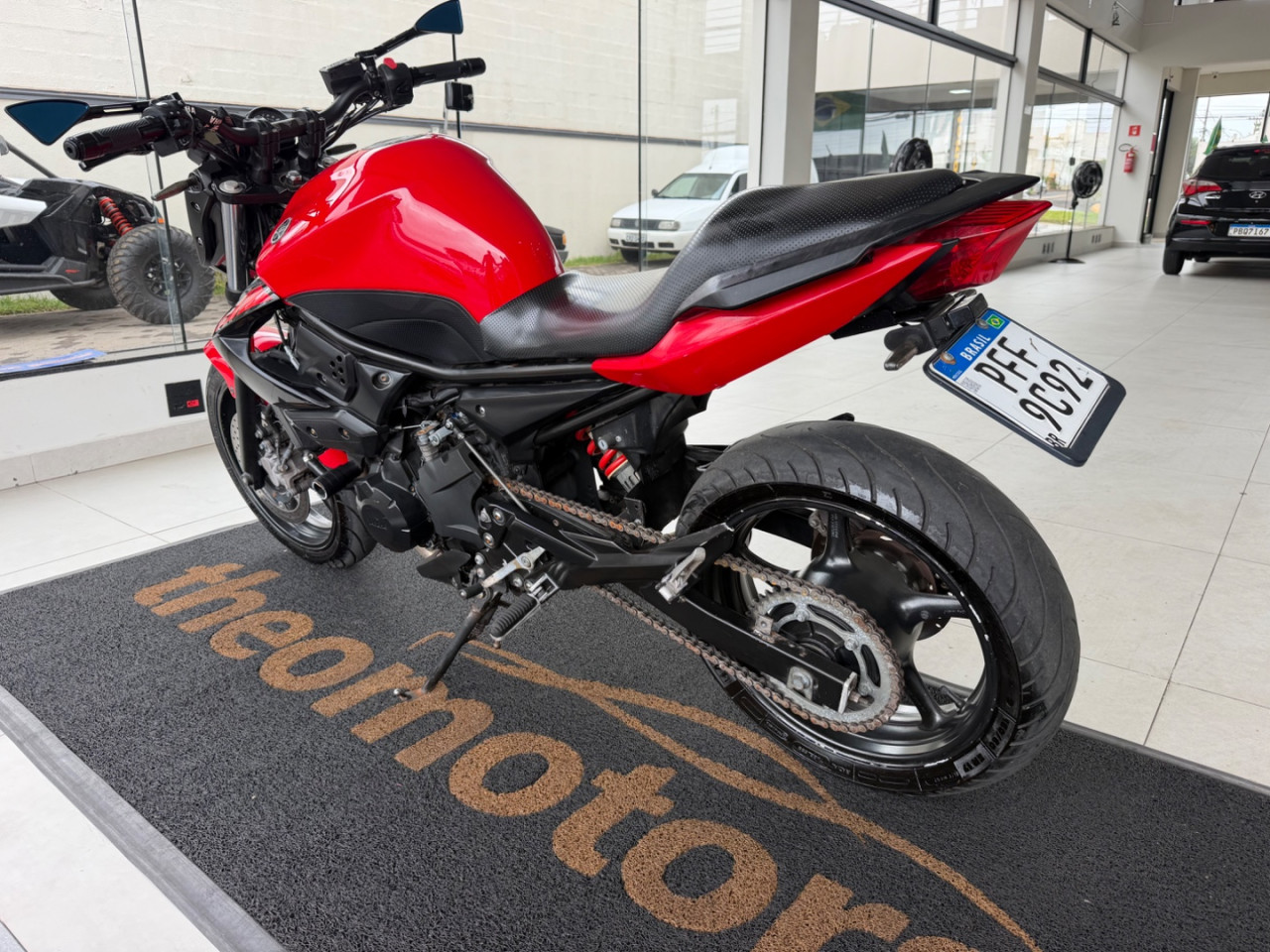 YAMAHA XJ6 600 N