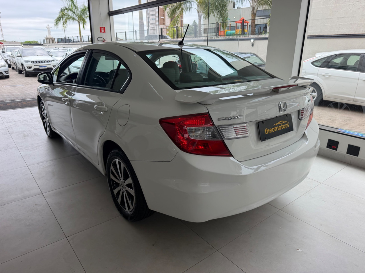 HONDA Civic 1.8 16V 4P FLEX LXS AUTOMÁTICO