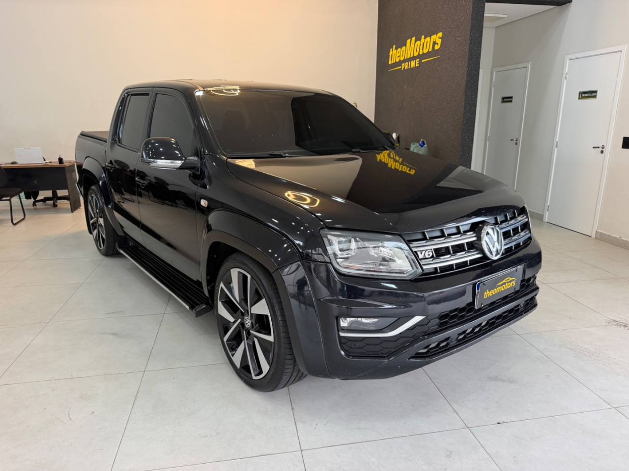 VOLKSWAGEN Amarok 3.0 V6 CABINE DUPLA HIGHLINE 4X4 TURBO INTERCOOLER AUTOMÁTICO