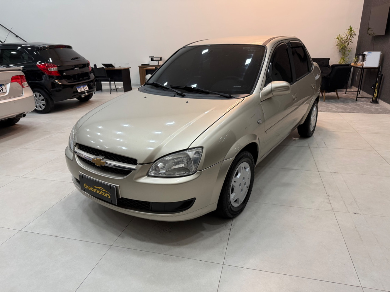 CHEVROLET Classic Sedan 1.0 4P