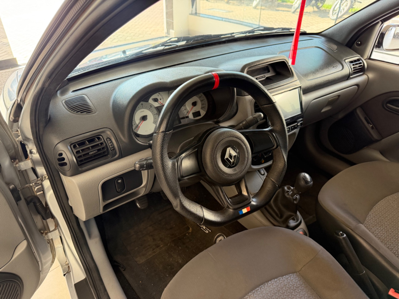 RENAULT Clio Hatch 1.0 16V 4P EXPRESSION