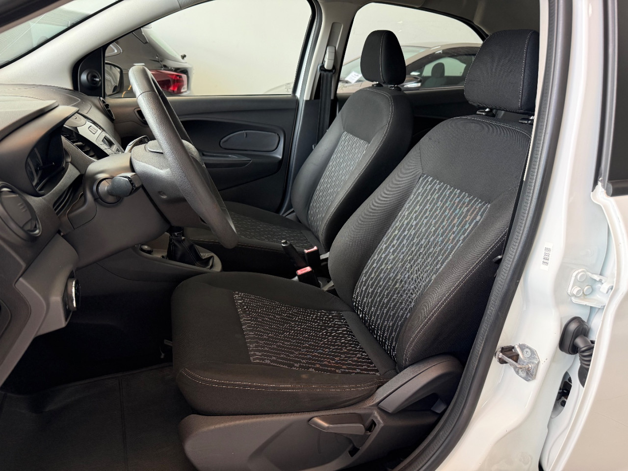 FORD Ka + Sedan 1.5 12V 4P TI-VCT SE FLEX