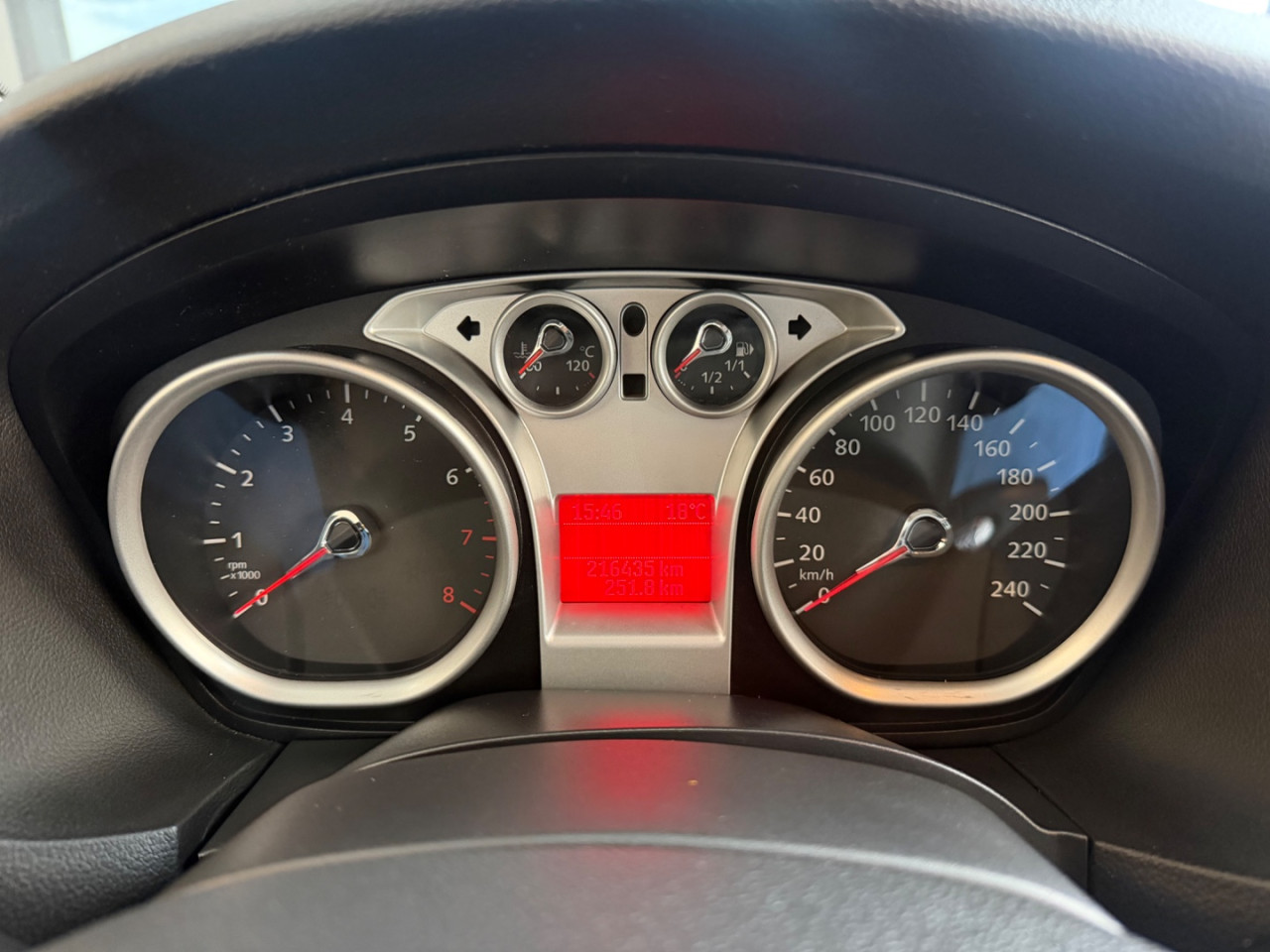 FORD Focus Hatch 1.6 4P