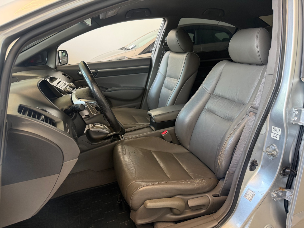 HONDA Civic 1.8 16V 4P FLEX EXS AUTOMÁTICO