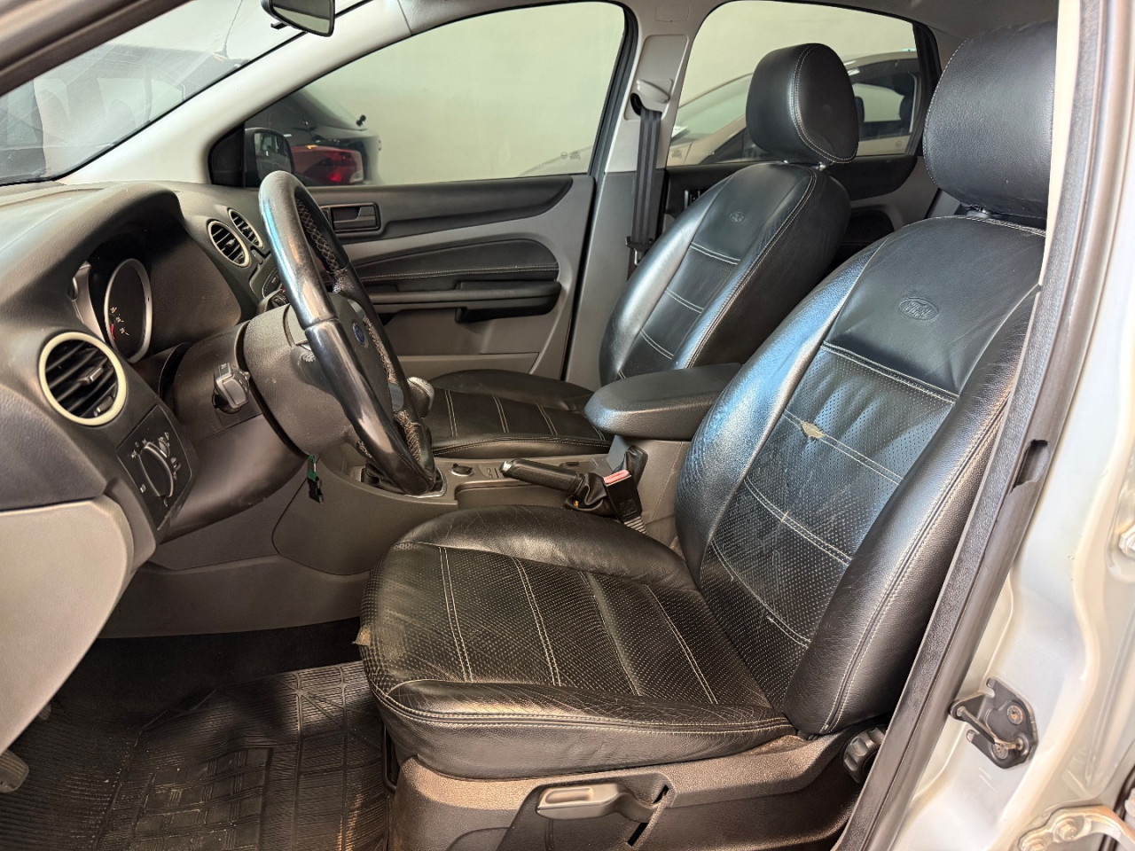 FORD Focus Hatch 1.6 4P GLX FLEX