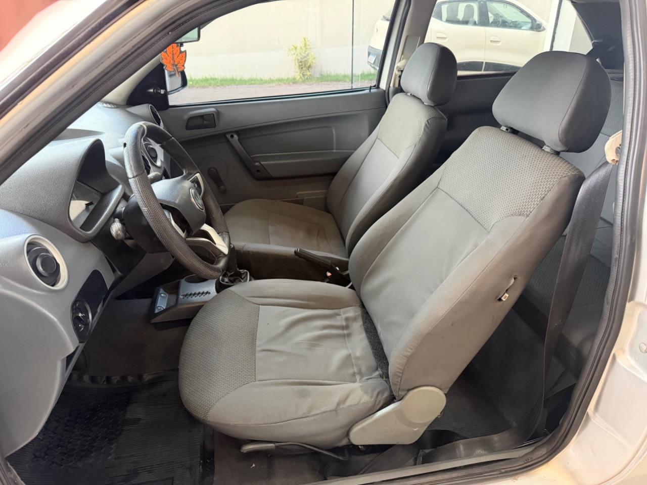 VOLKSWAGEN Gol 1.0