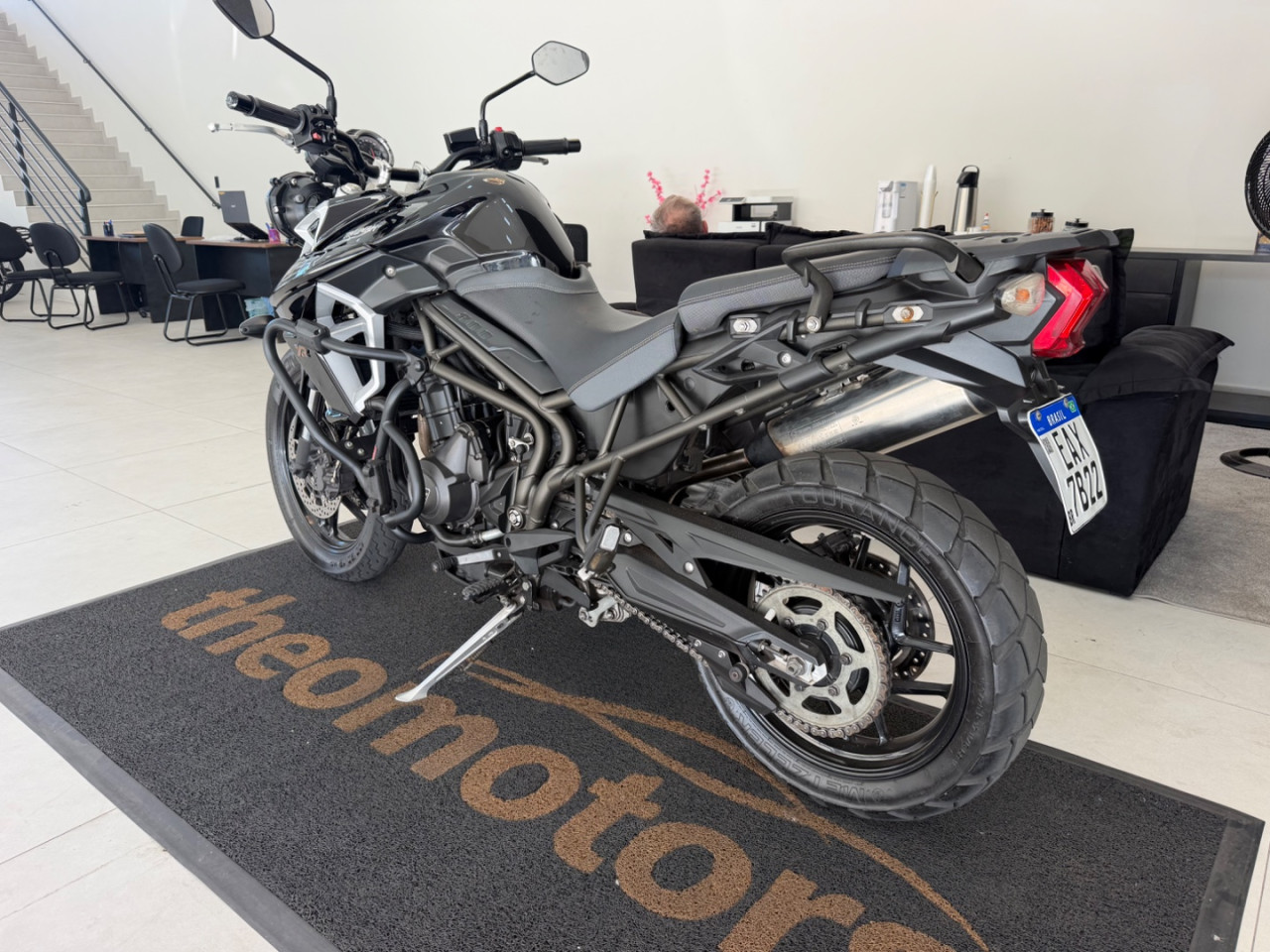 TRIUMPH Tiger 800 XR
