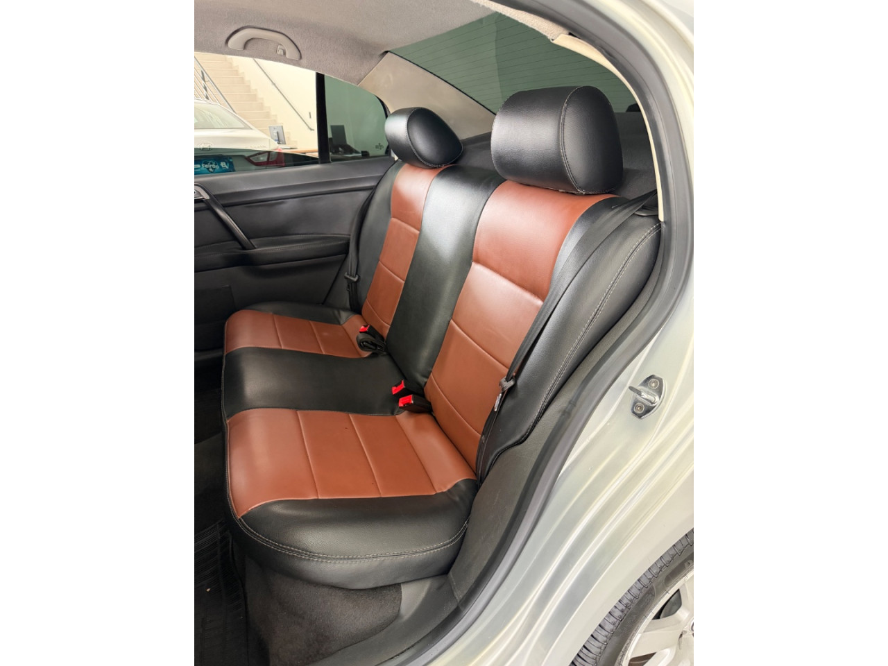 VOLKSWAGEN Polo Sedan 1.6 4P