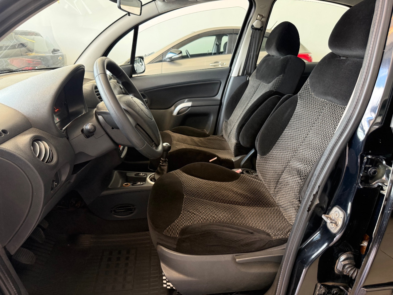 CITROEN C3 1.4 4P GLX FLEX