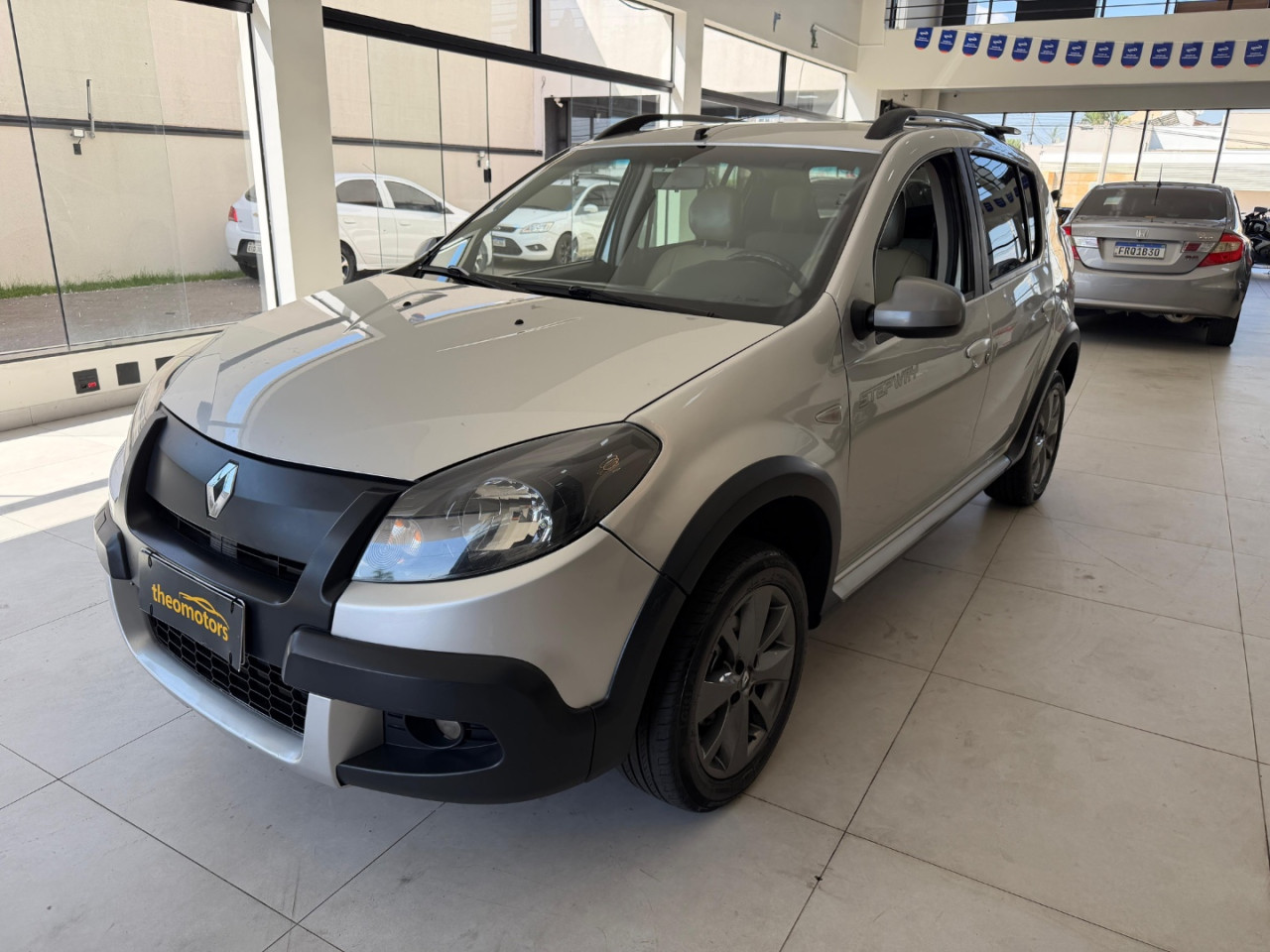 RENAULT Sandero 1.6 16V 4P FLEX SCE STEPWAY INTENSE X-TRONIC AUTOMÁTICO CVT