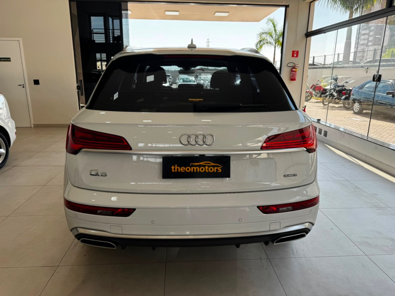 AUDI Q5 2.0 16V 4P TFSI S-LINE QUATTRO S-TRONIC AUTOMÁTICO