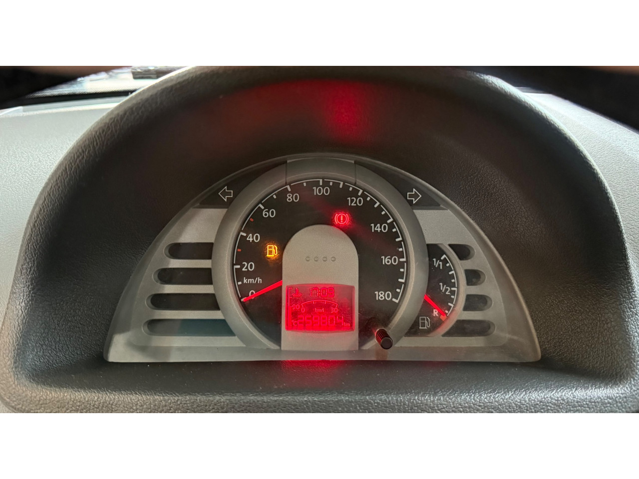 VOLKSWAGEN Gol 1.0