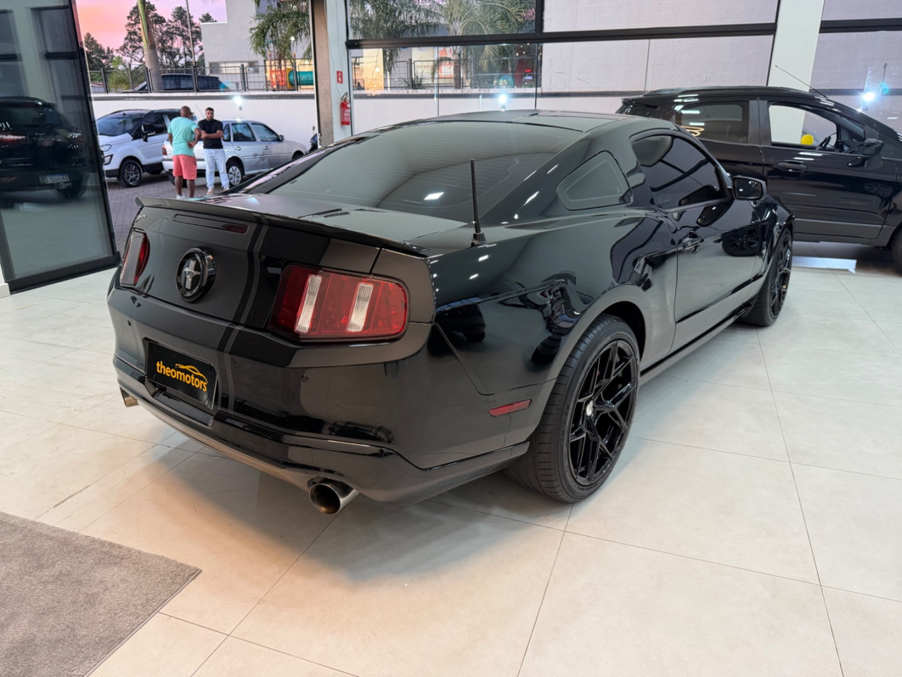 FORD Mustang 3.8 V6 AUTOMÁTICO
