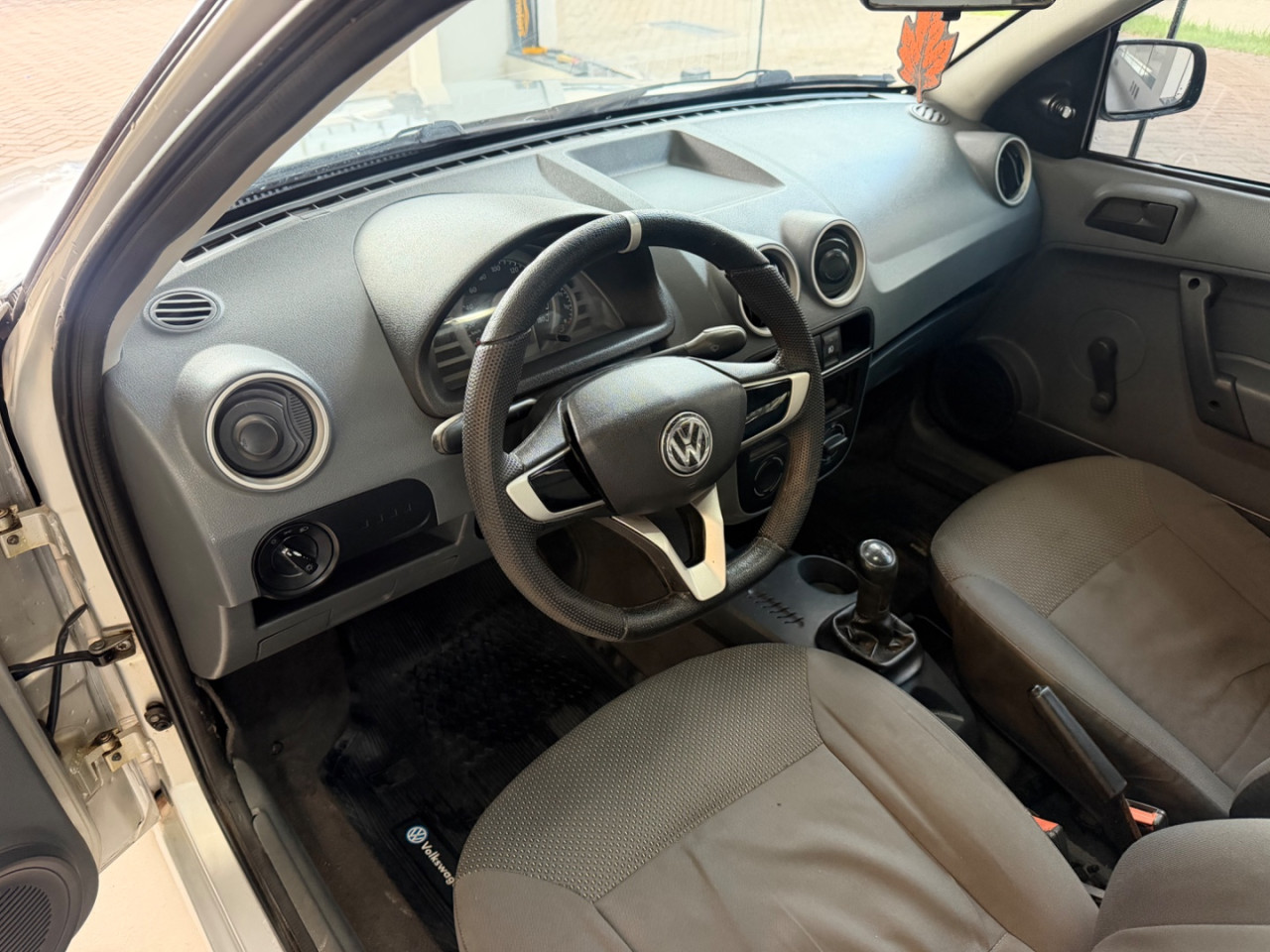 VOLKSWAGEN Gol 1.0