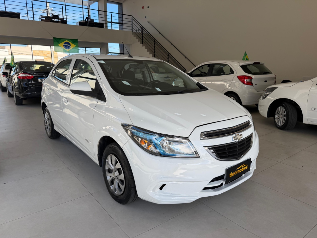 CHEVROLET Onix Hatch 1.0 4P FLEX LT